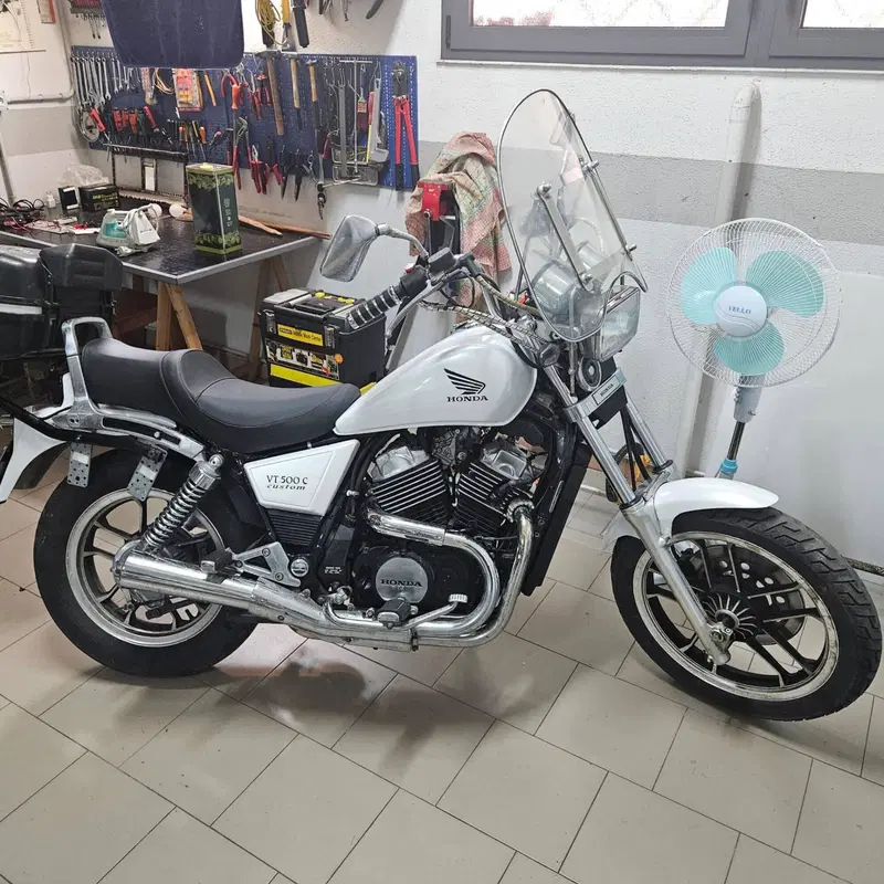 Honda VT 500 E (1985 - 86) (2)