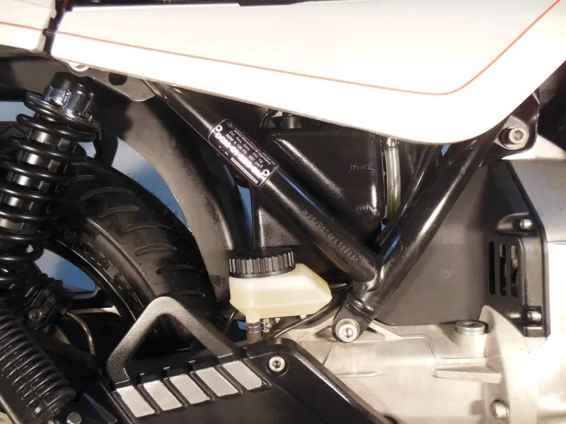 Bmw K100 RS MARTINI (6)