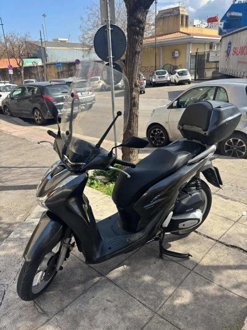 Honda SH 150i (2020 - 23) (2)