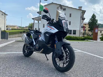 KTM 1290 Super Adventure S (2022 - 25) usata