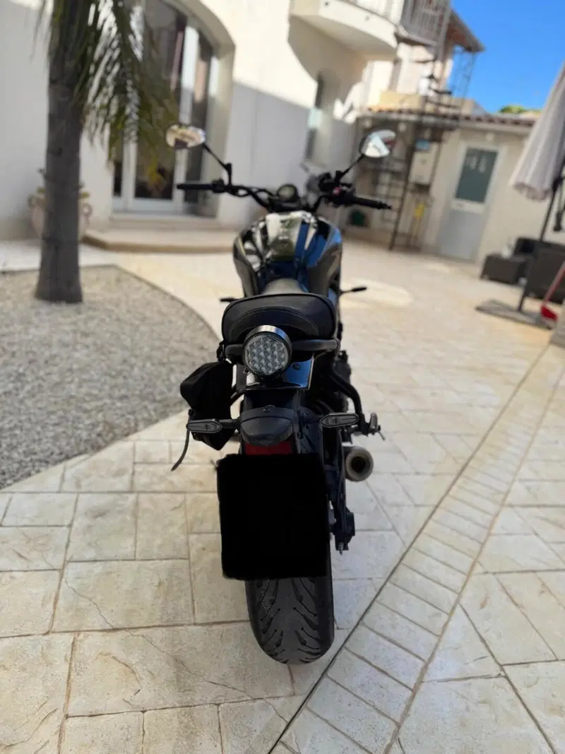 Yamaha XSR 700 (2022 - 26) (4)