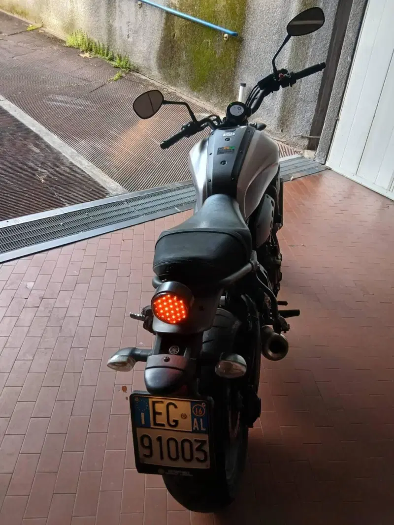 Yamaha XSR 700 ABS (2016 - 20) (2)