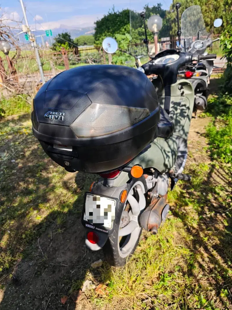 Aprilia Scarabeo 50 (2000 - 02) (5)