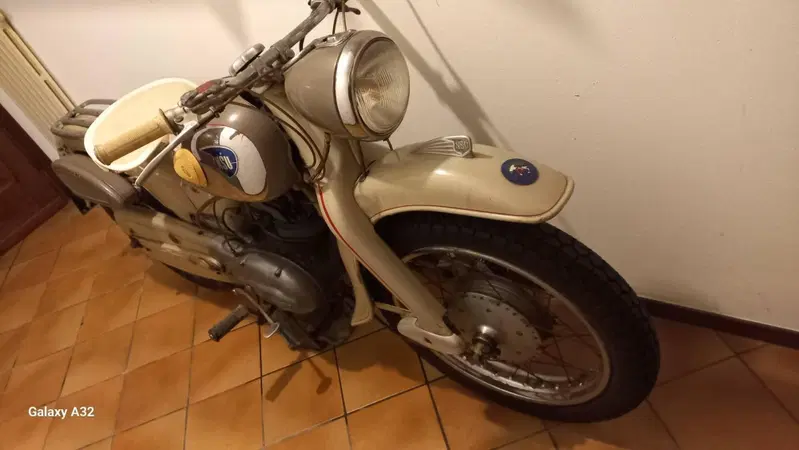 Nsu MAX  250 (2)