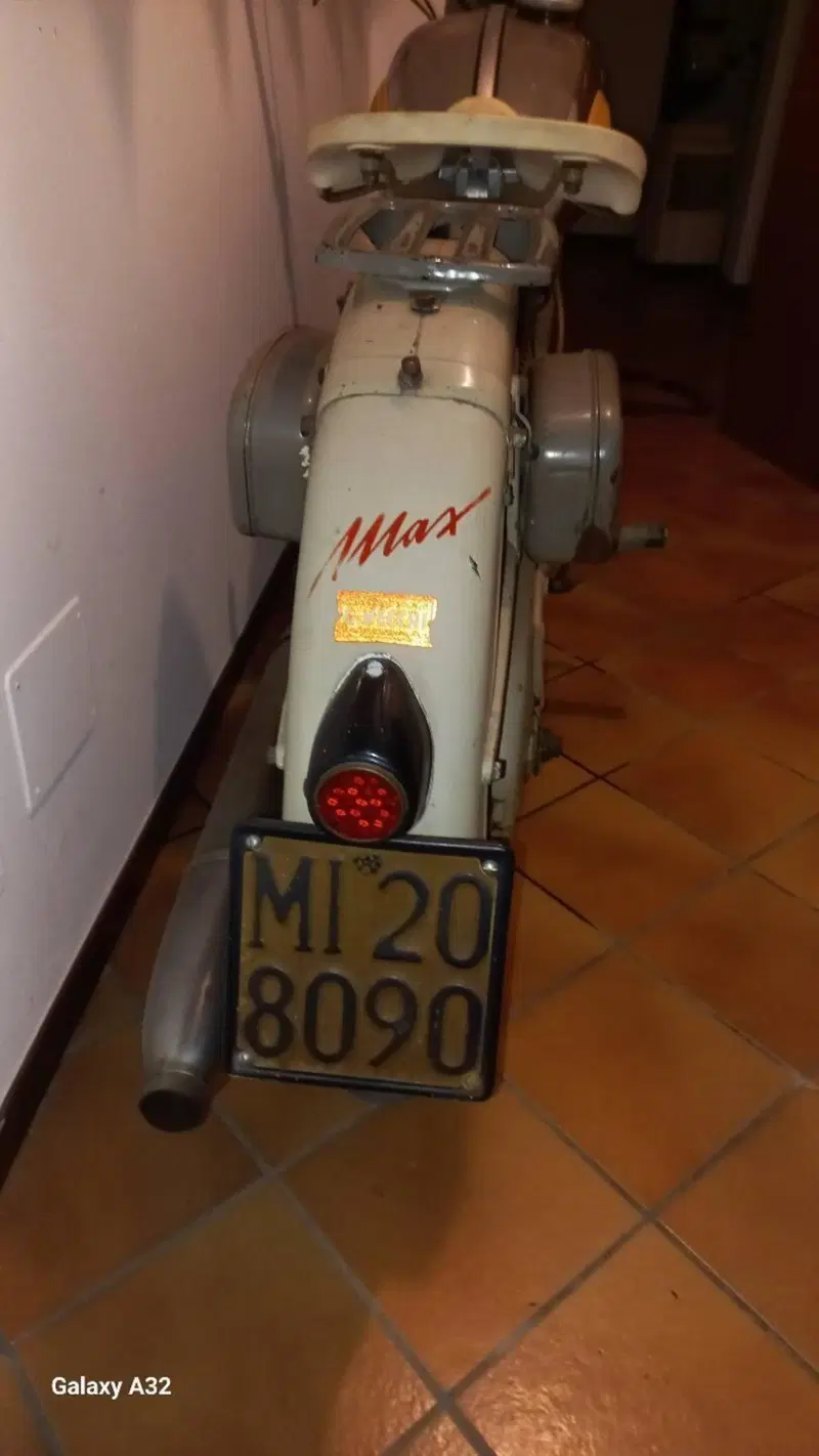 Nsu MAX  250 (3)