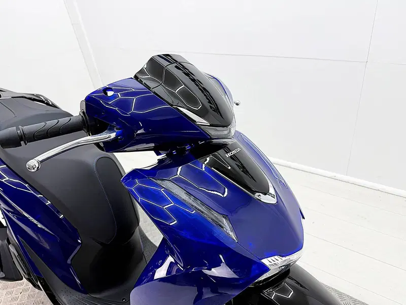 Honda SH 125 Vetro (2026) (9)