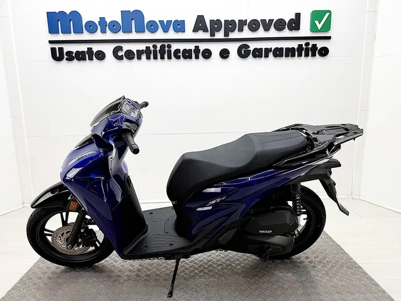 Honda SH 125 Vetro (2026) (2)