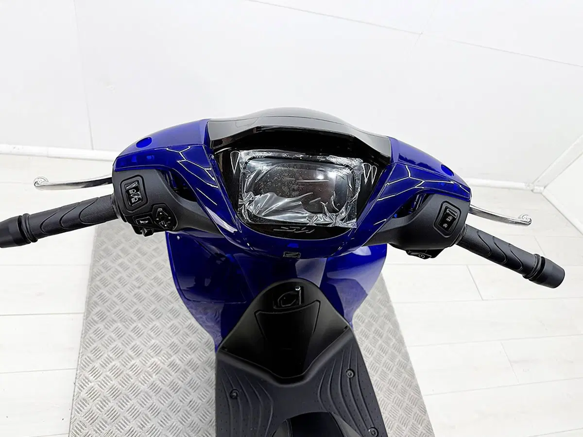 Honda SH 125 Vetro (2026) (17)