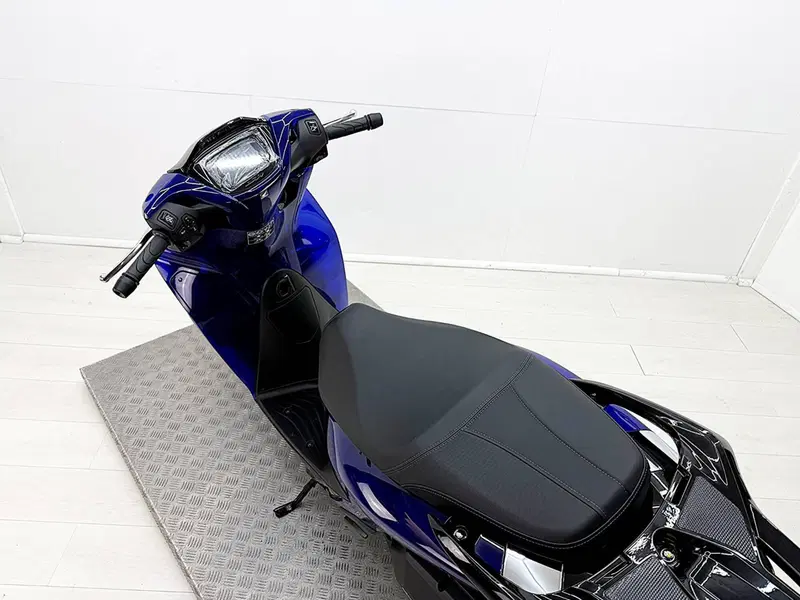 Honda SH 125 Vetro (2026) (16)