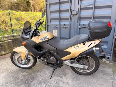 Aprilia Pegaso 650 IE (2001 - 02) usata