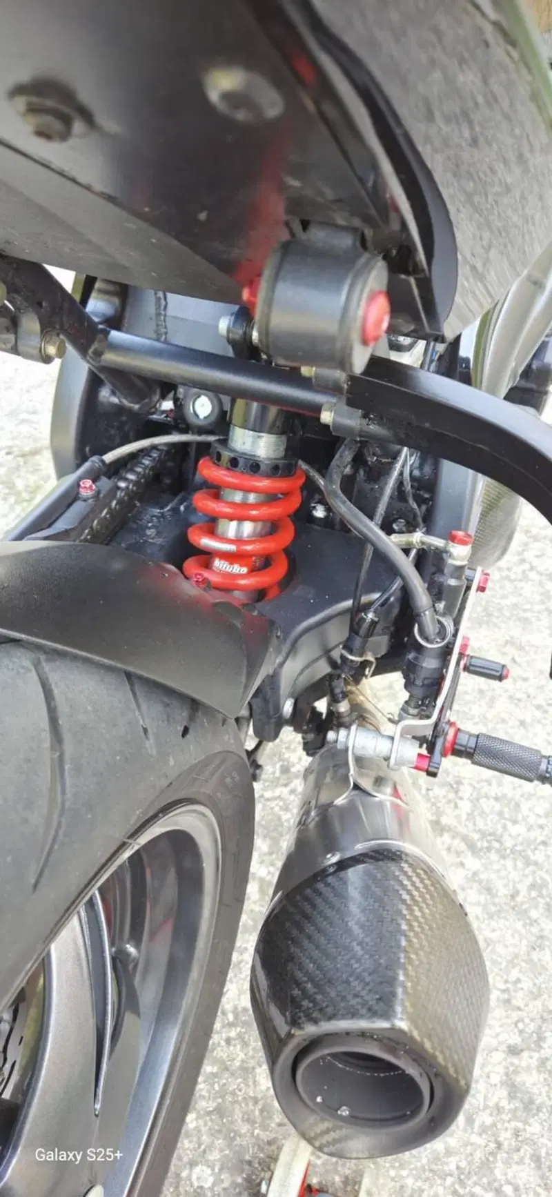 Triumph Speed Triple 1050 (2005 - 11) (4)