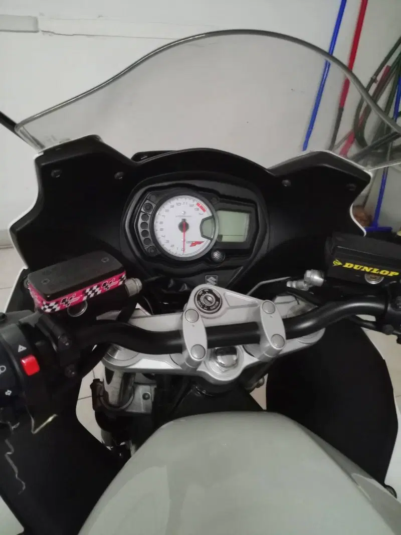 Suzuki GSX 650 F (2007 - 15) (3)