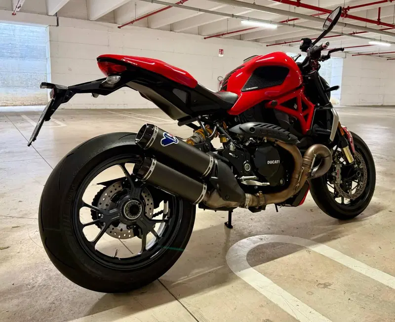 Ducati Monster 1200 R (2016 - 19) (6)