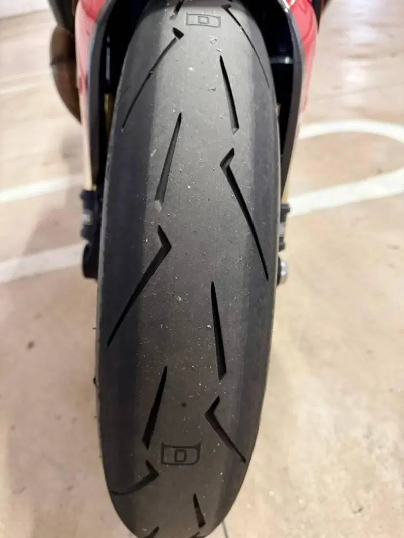 Ducati Monster 1200 R (2016 - 19) (13)