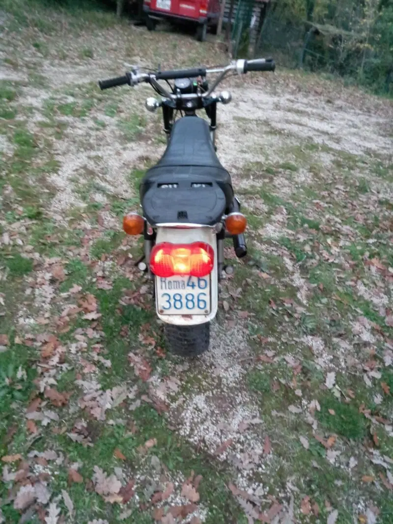 Suzuki RV 90 (4)