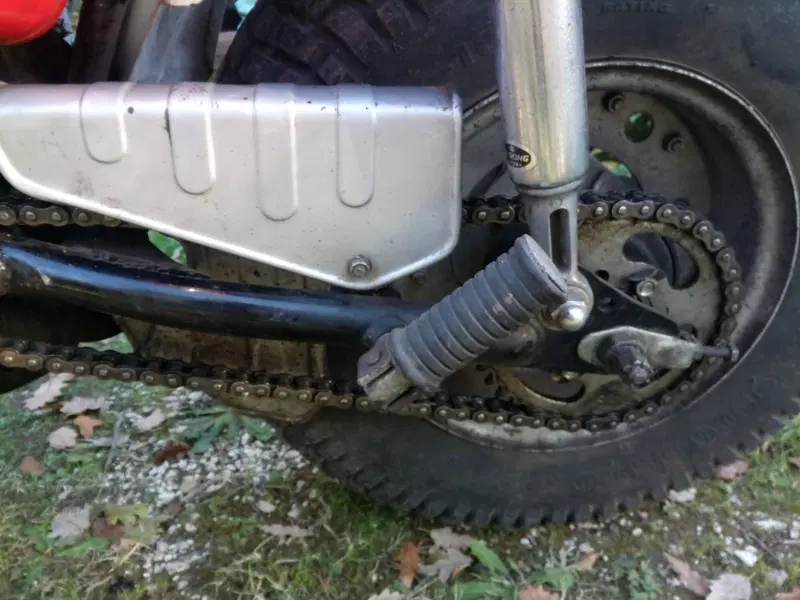 Suzuki RV 90 (12)