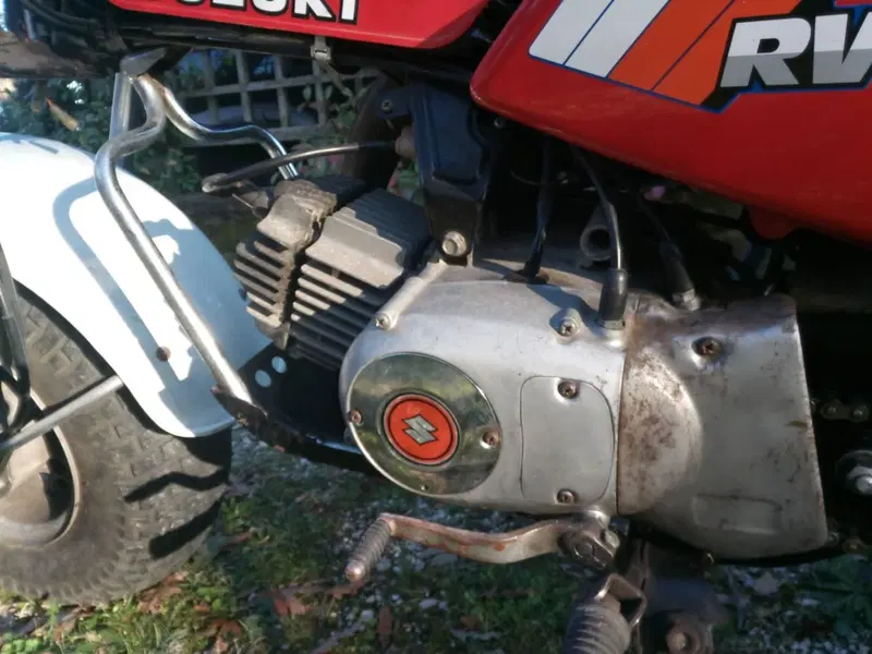Suzuki RV 90 (13)