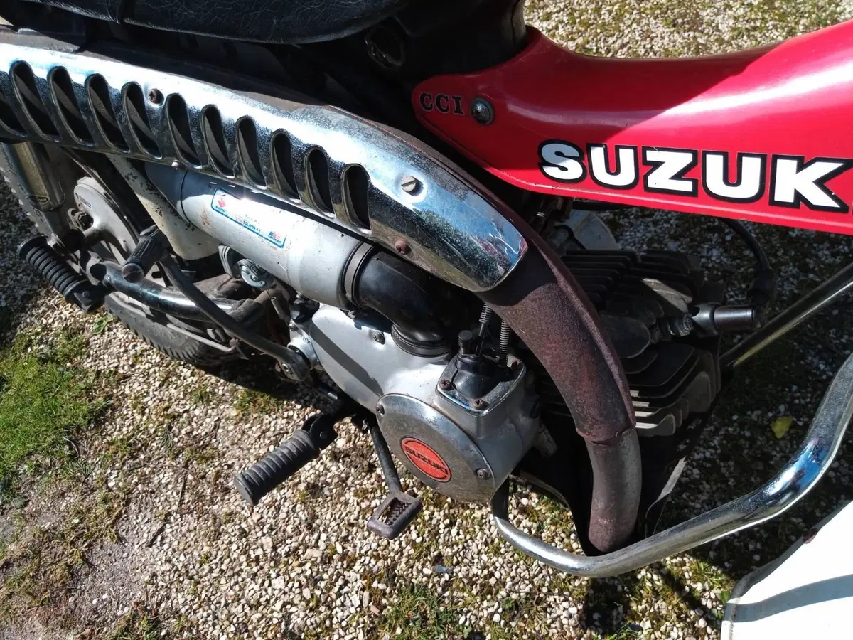 Suzuki RV 90 (14)