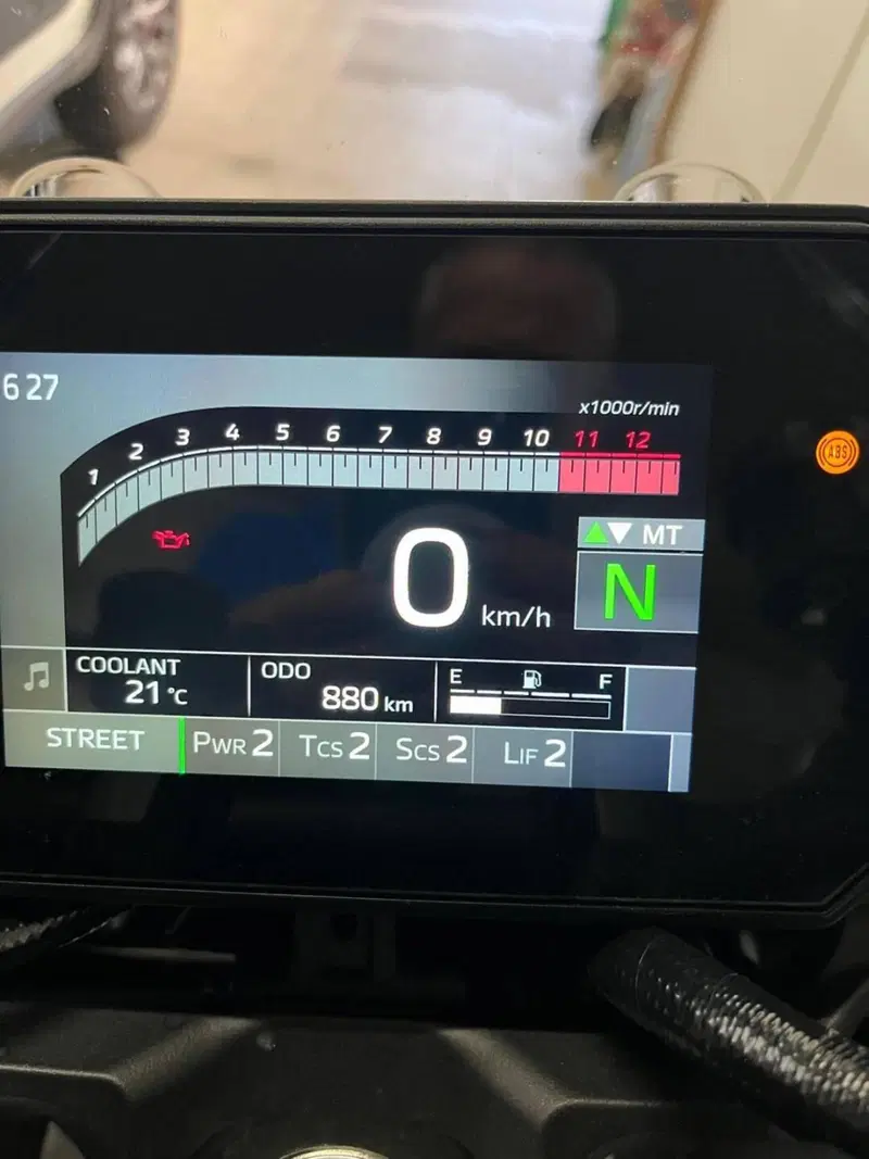 Yamaha MT-09 Y-AMT (2024 - 26)