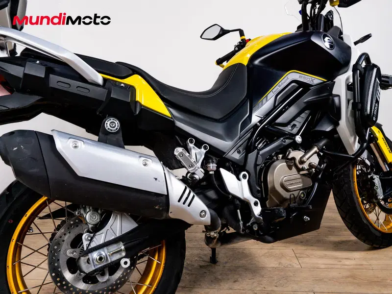 QJ Motor SVT 650 X (2024) (4)