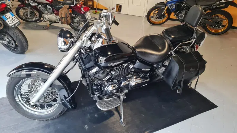 Yamaha XVS 650 Drag Star A Classic (1998 - 06) (2)