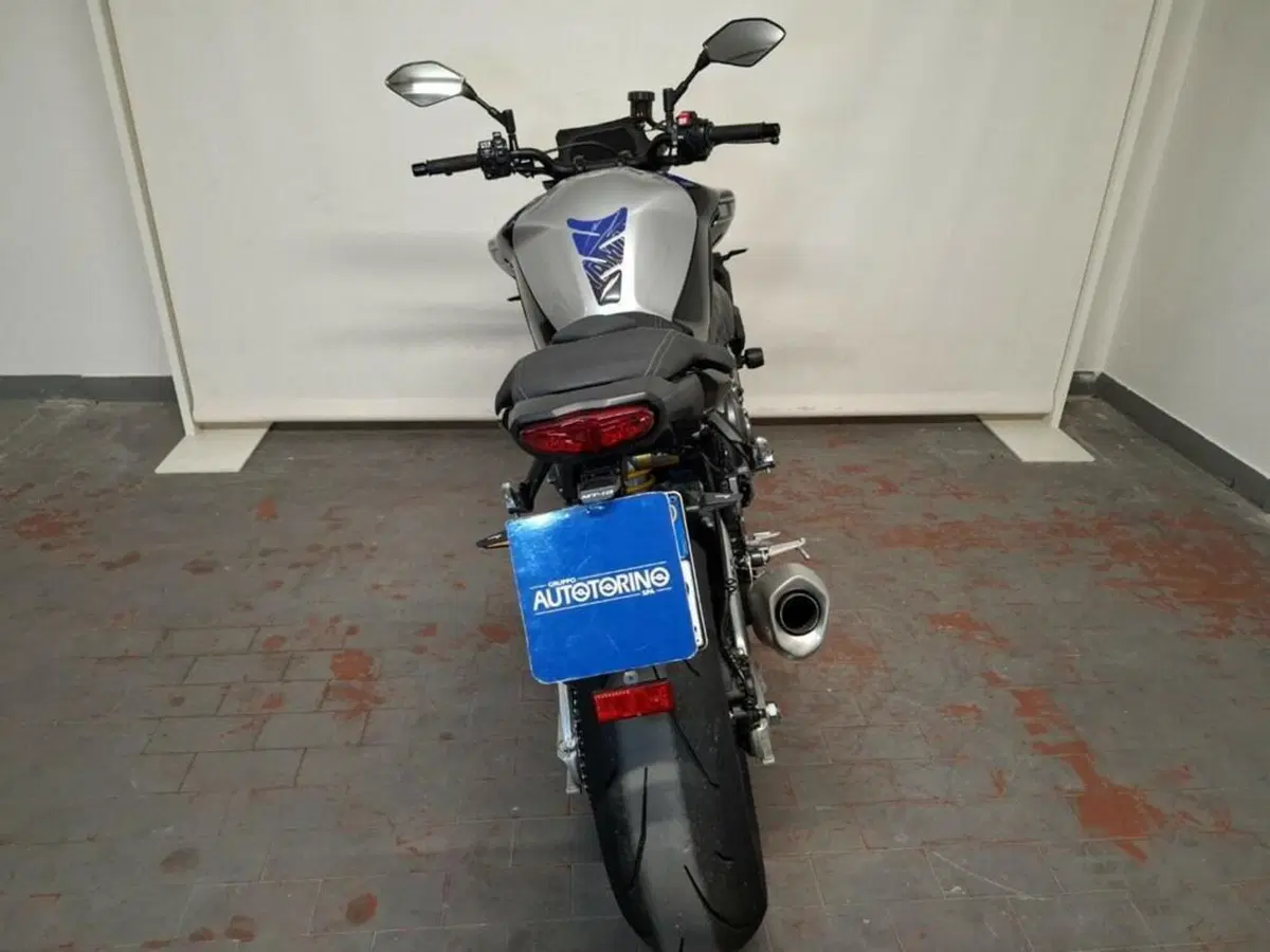Yamaha MT-10 SP (2022 - 25) (6)