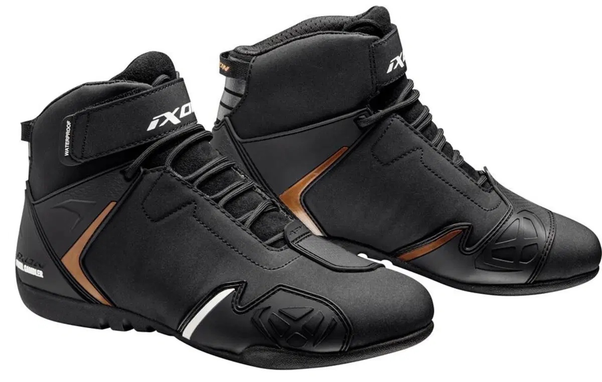 Scarpe moto donna Ixon GAMBLER WP LADY Nero Oro