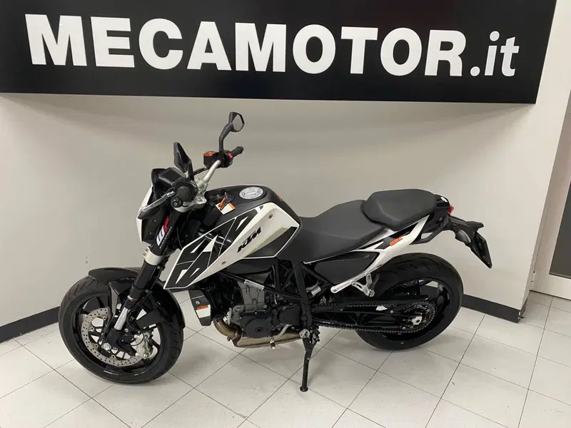 KTM 690 Duke (2016 - 19) (4)
