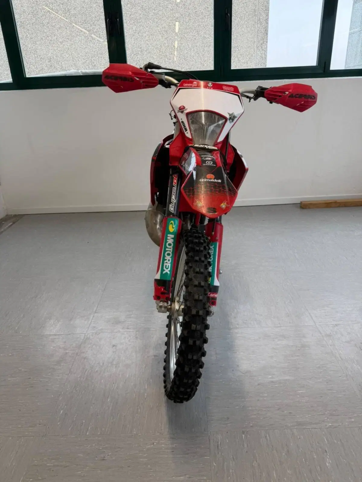 GASGAS MC 125 (2024) (4)