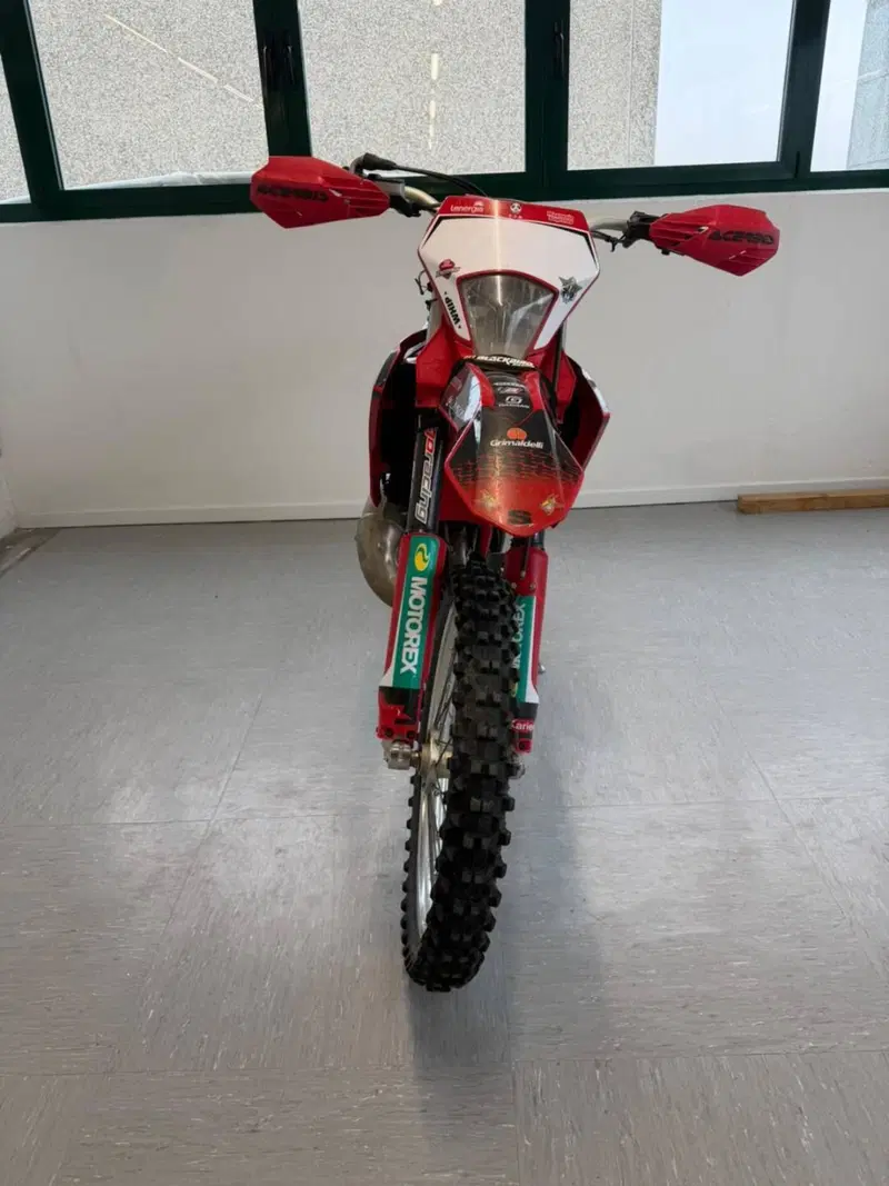 GASGAS MC 125 (2024) (4)