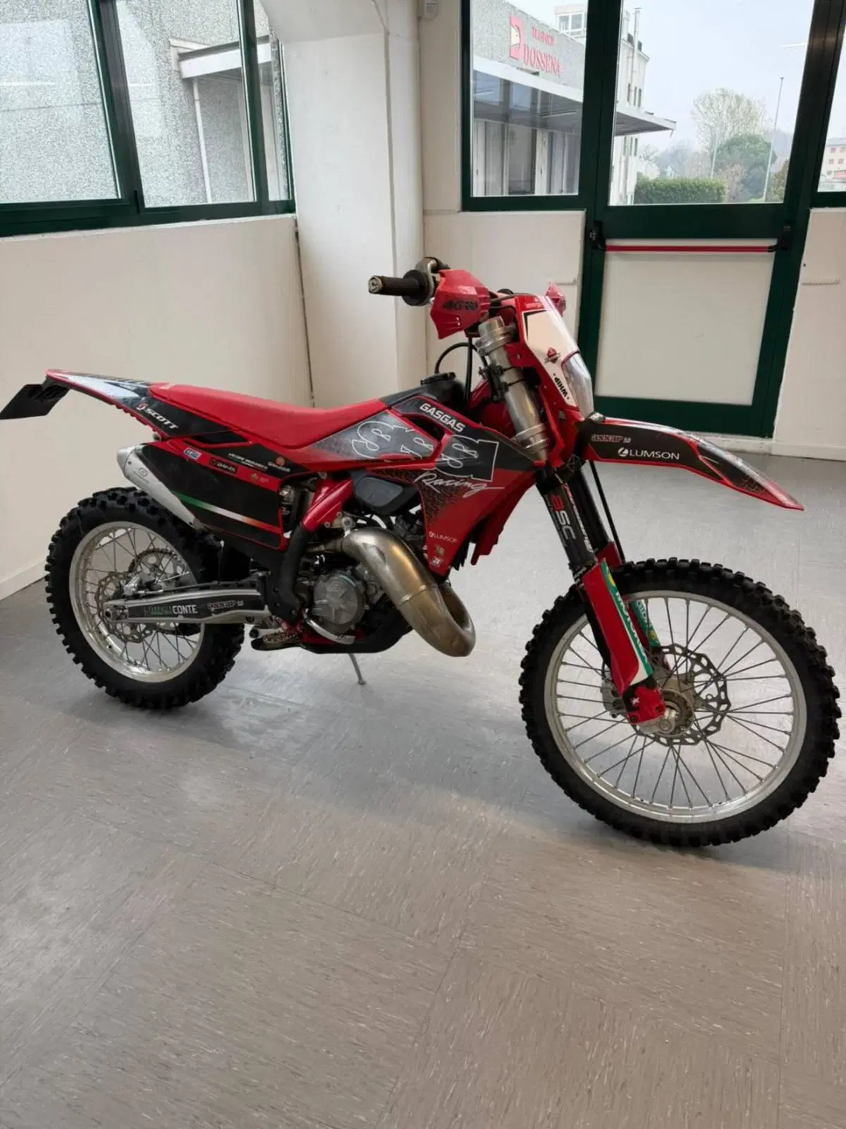 GASGAS MC 125 (2024) (2)