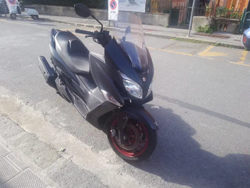 Suzuki Burgman AN 400 (2017 - 20)