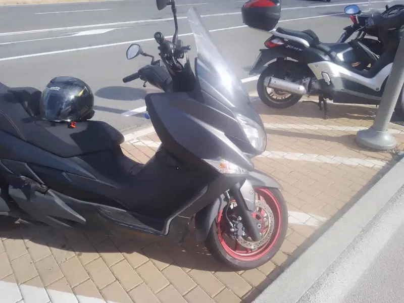 Suzuki Burgman AN 400 (2017 - 20) (4)