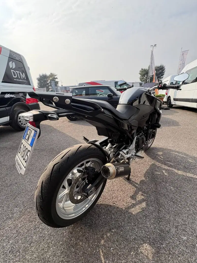 Bmw F 900 R (2021 - 24) (3)