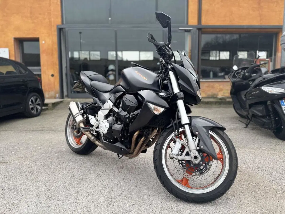 Kawasaki Z 1000 (2007 - 09) (2)