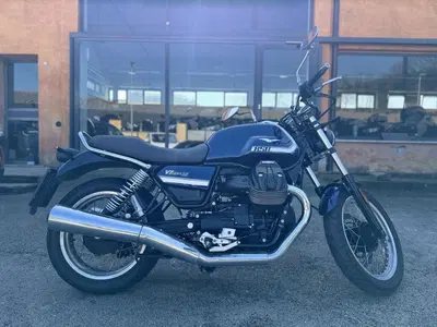 Moto Guzzi V7 850 Stone Special Abs (2021) usata