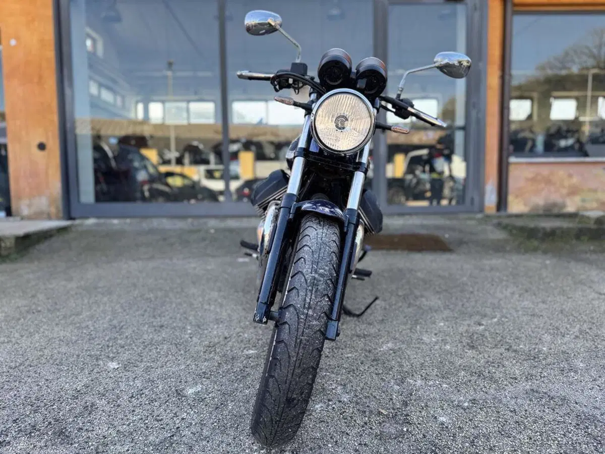 Moto Guzzi V7 850 Stone Special Abs (2021) (3)