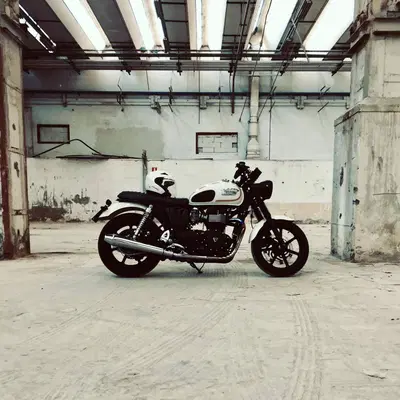 Triumph Bonneville SE (2009 - 13) usata