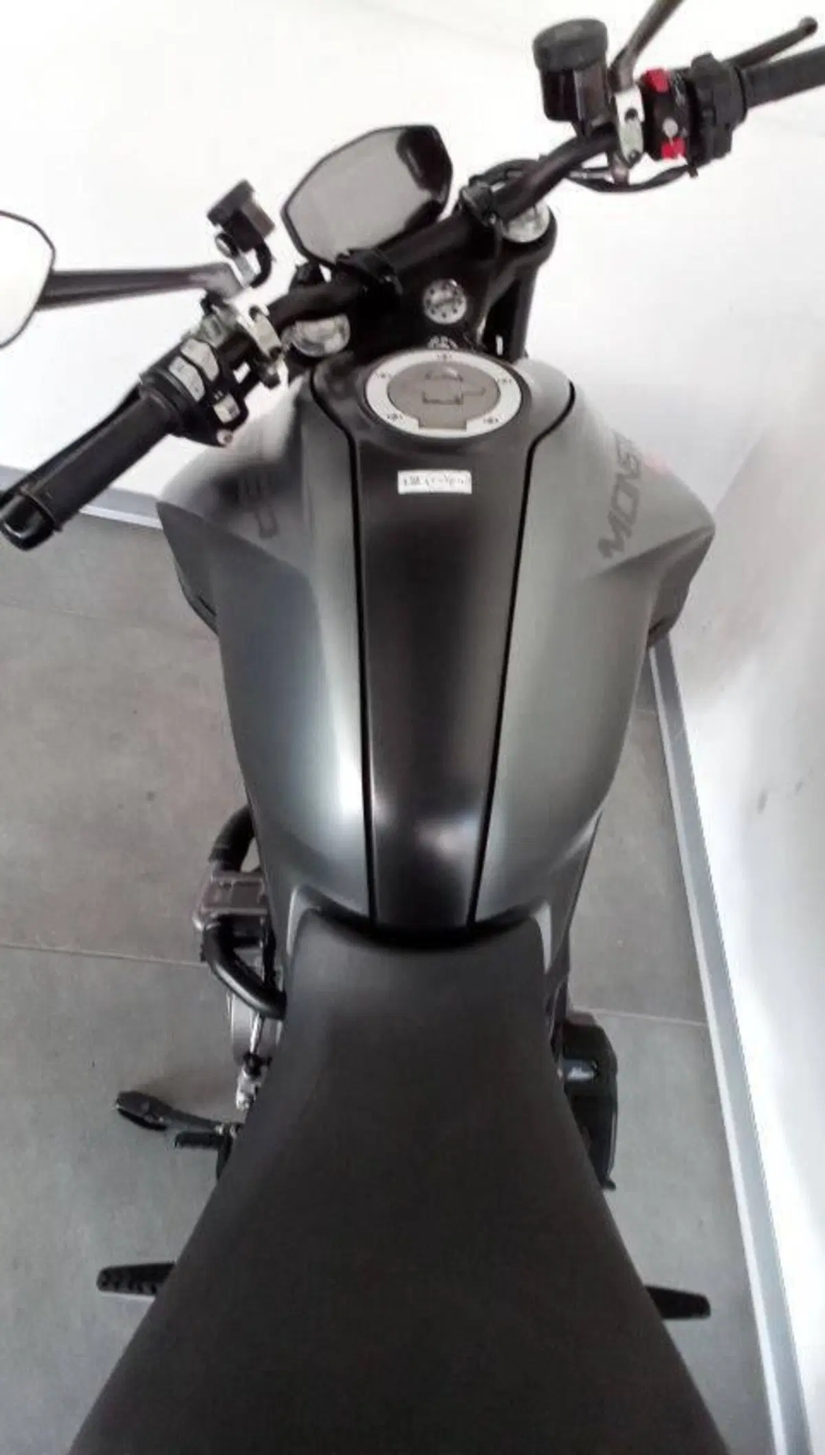 Ducati Monster 937 (2021 - 25) (4)