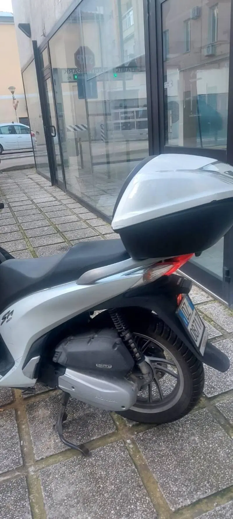 Honda SH 150i ABS (2013 - 16) (2)
