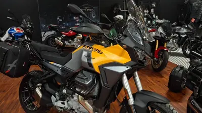 Moto Guzzi Stelvio (2024 - 26) nuova
