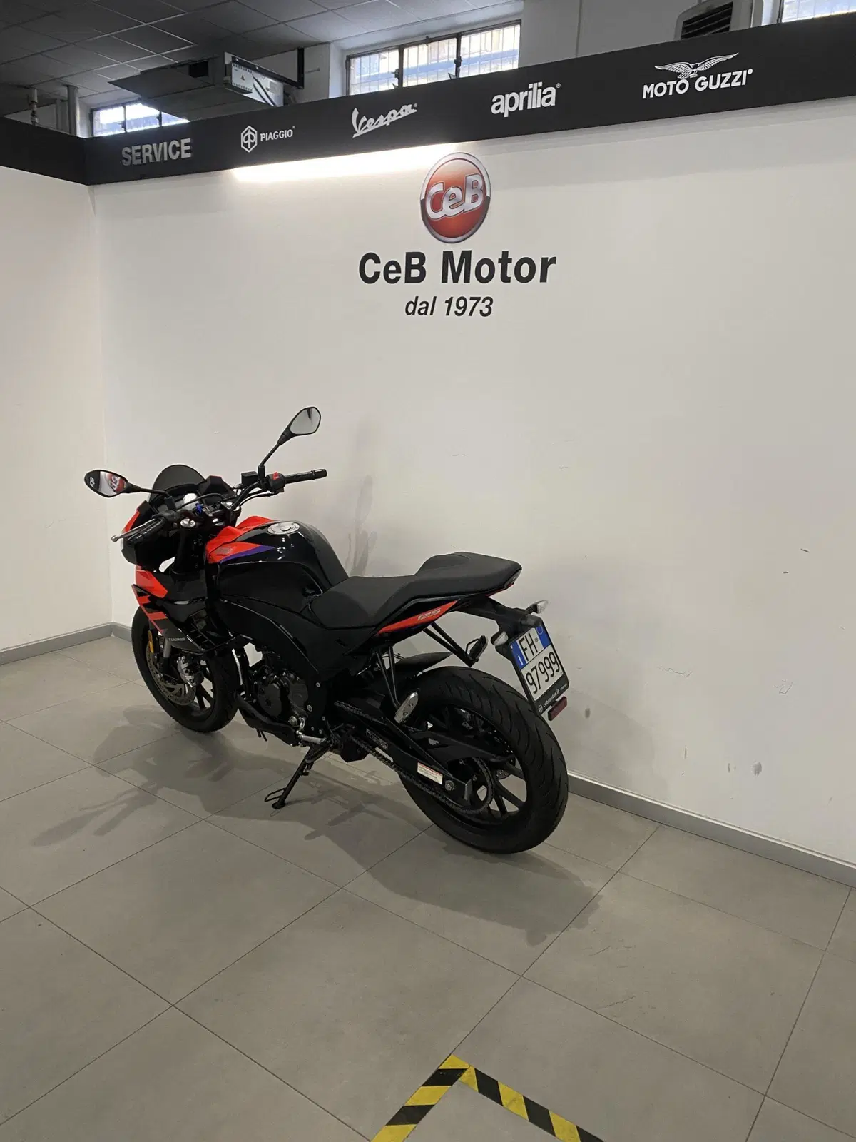 Aprilia Tuono 125 (2021 - 24) (4)