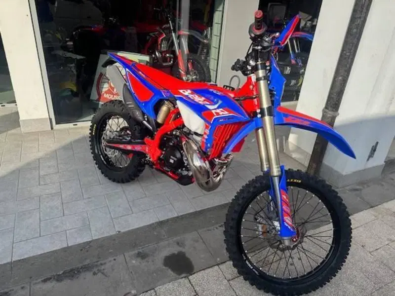 Betamotor RR 300 2T Enduro Race (2026) (2)