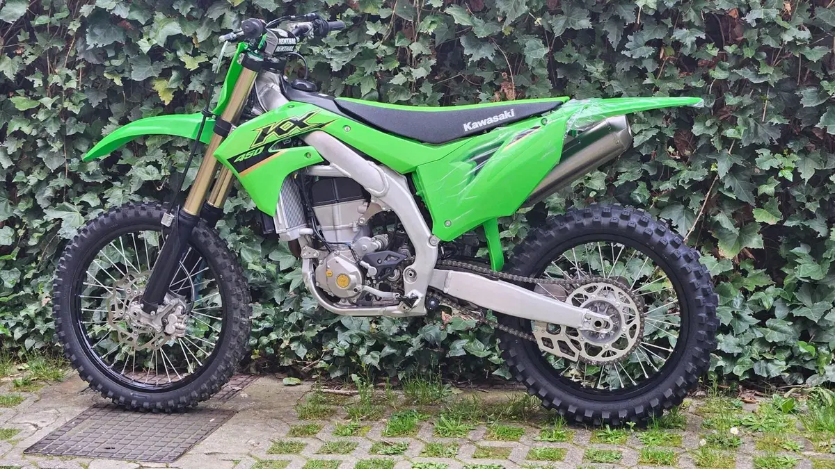 Kawasaki KX450F (2022) (6)