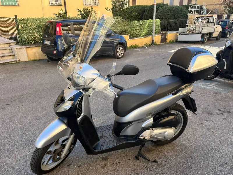 Honda SH 150i (2005 - 08) (3)