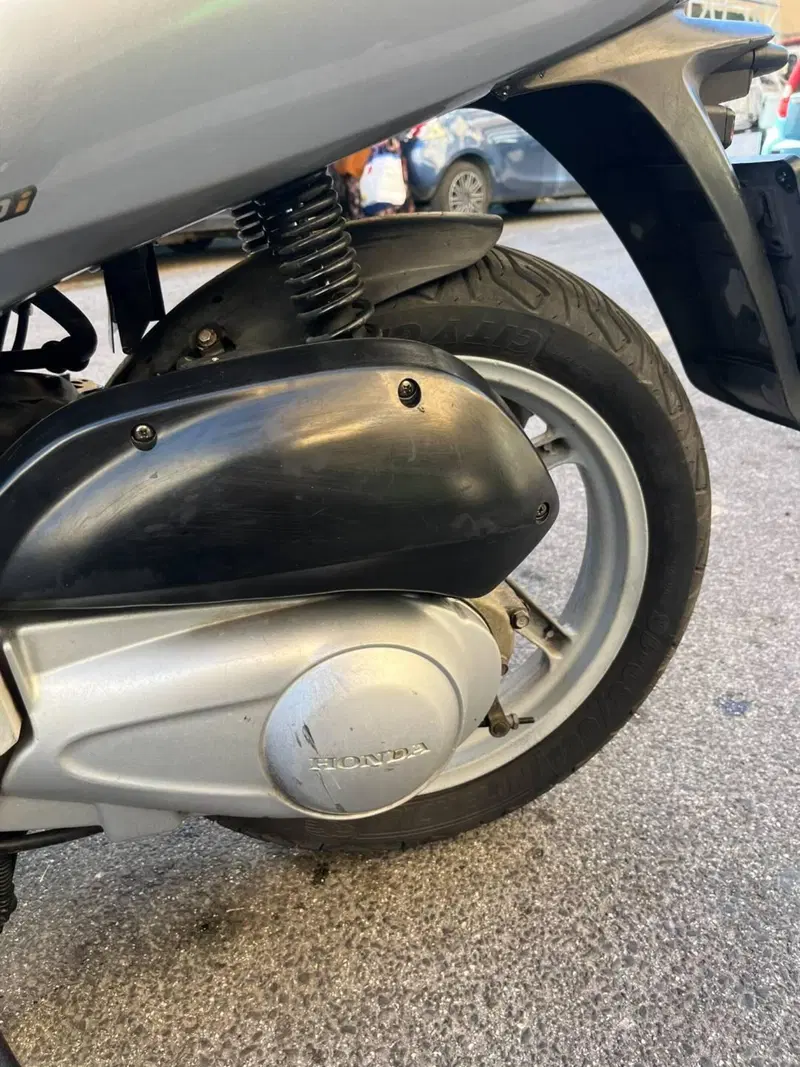 Honda SH 150i (2005 - 08) (18)