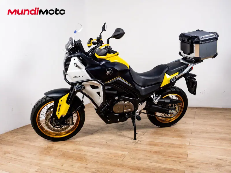 QJ Motor SVT 650 X (2024) (8)