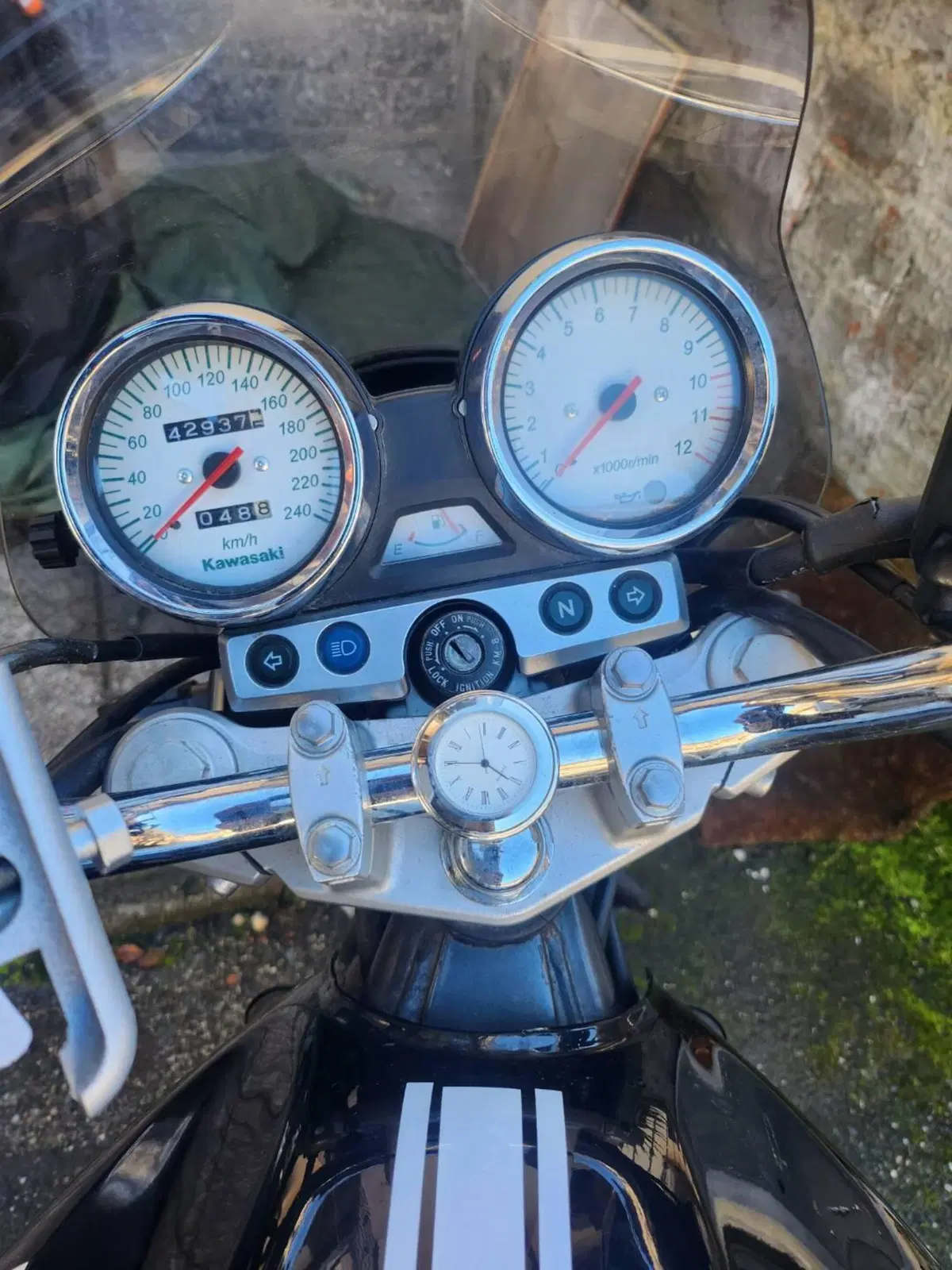 Kawasaki ZR-7 (1999 - 00) (3)