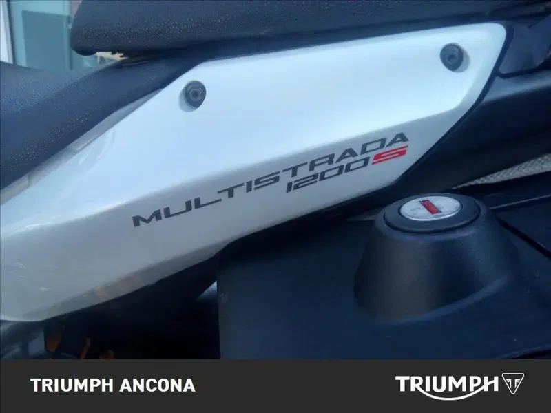 Ducati Multistrada 1200 S Touring (2010 - 12) (10)