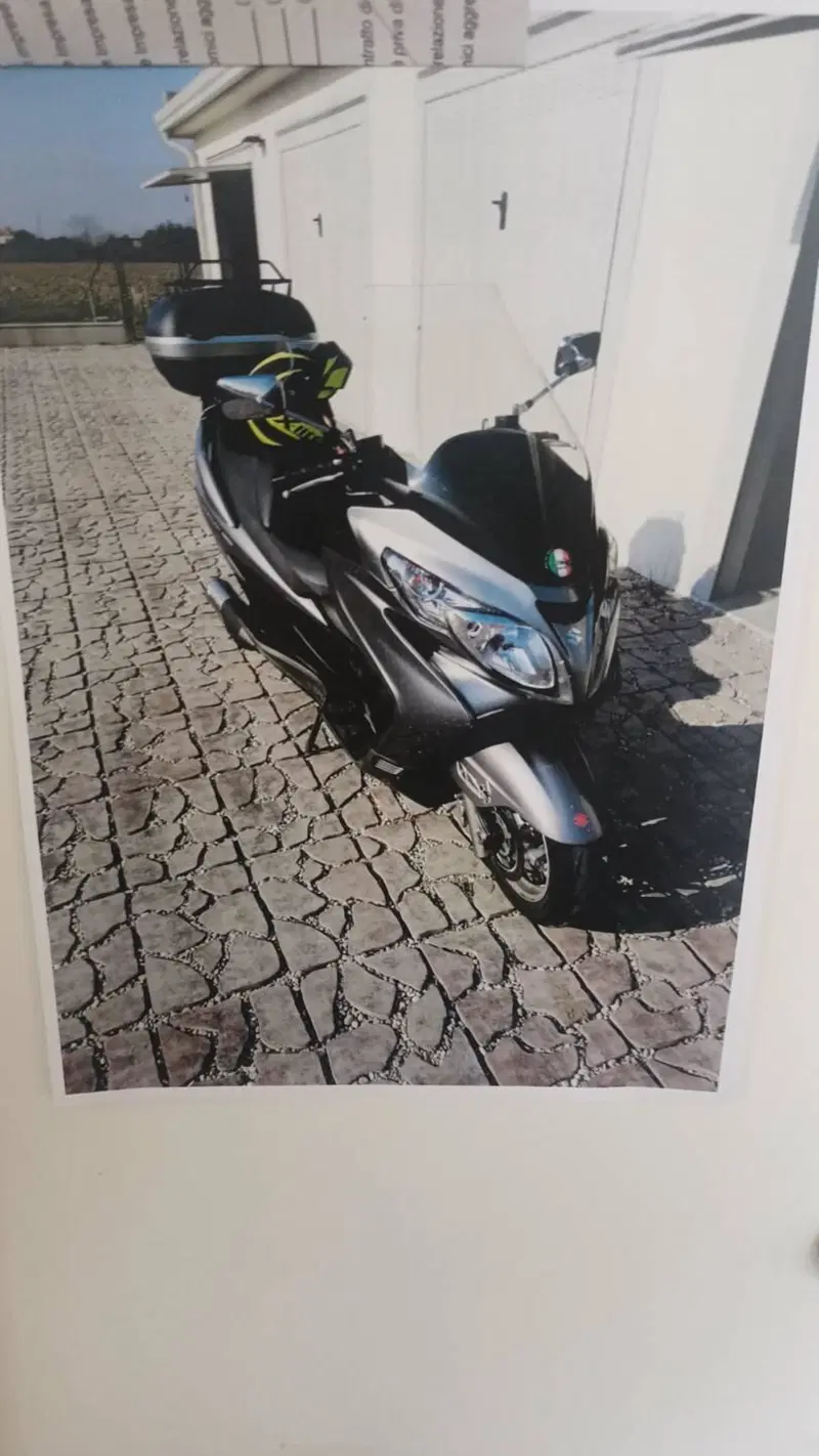 Suzuki Burgman AN 400 (2008 - 13)